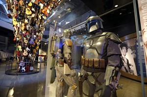 From Leia's bikini to Amidala's wedding dress, Star Wars exhibit shows influence of costumes | iNFOnews.ca CP31731436