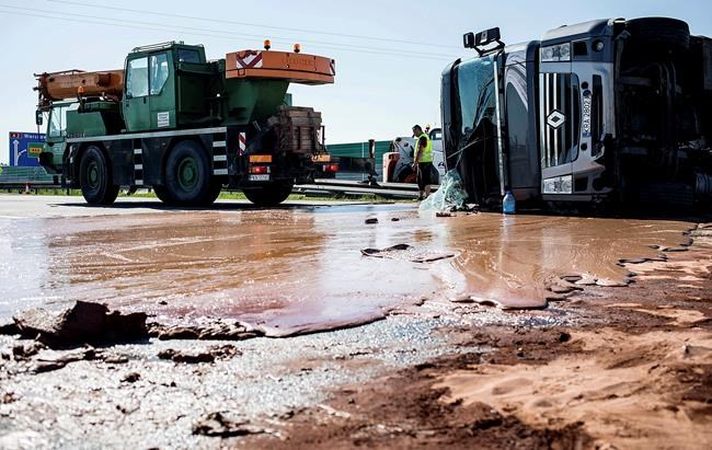 A sticky mess: liquid chocolate spills onto Polish highway | iNFOnews.ca