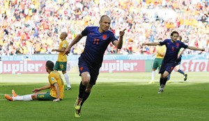 Netherlands comes back to beat Australia 3-2 in World Cup Group B match | iNFOnews.ca CP28808770