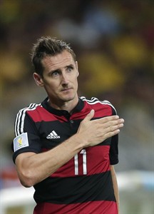 Germany's Miroslav Klose sets World Cup record, finding a way to make matters worse for Brazil | iNFOnews.ca Germany's Miroslav Klose sets World Cup record, finding a way to make matters worse for Brazil | iNFOnews.ca