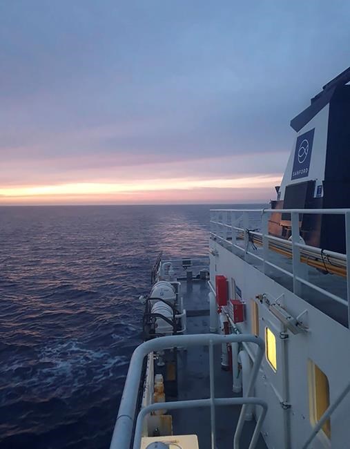 Stranded by virus, honeymooners hitch home on Antarctic boat | iNFOnews.ca