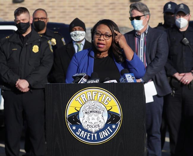 Milwaukee alderwoman joins Democratic race for US Senate | iNFOnews.ca