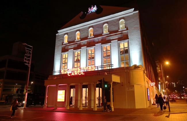 Famed London theatre receives 20 allegations against Spacey | iNFOnews.ca Famed London theatre receives 20 allegations against Spacey | iNFOnews.ca
