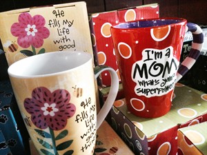 Mother knows best, even on Valentine's Day: Young daters say Mom's opinion counts for a lot | iNFOnews.ca CP31743804
