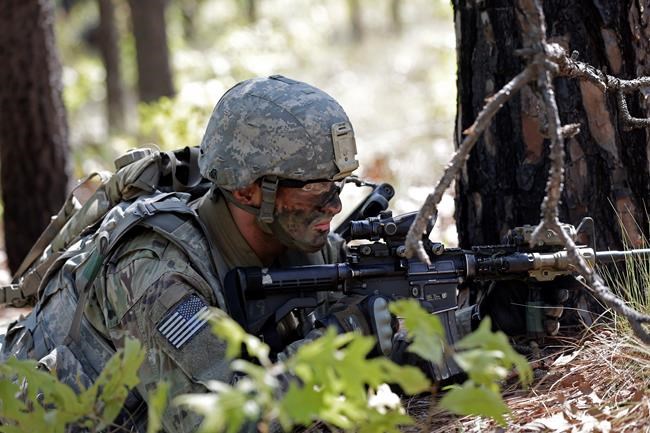 Needing troops, Army offers up to $90K bonuses to re-enlist | iNFOnews.ca