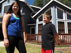 Hurt by older workers' competition, a shift to schooling, teens' chance for summer jobs fading | iNFOnews.ca CP18777142