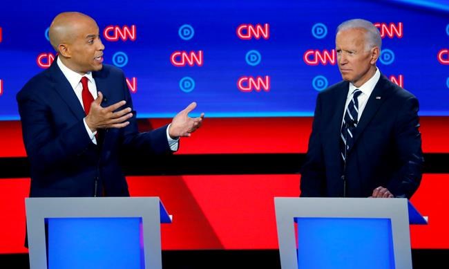 Booker endorses Biden, says he'll 'restore honour' to office | iNFOnews.ca Booker endorses Biden, says he'll 'restore honour' to office | iNFOnews.ca