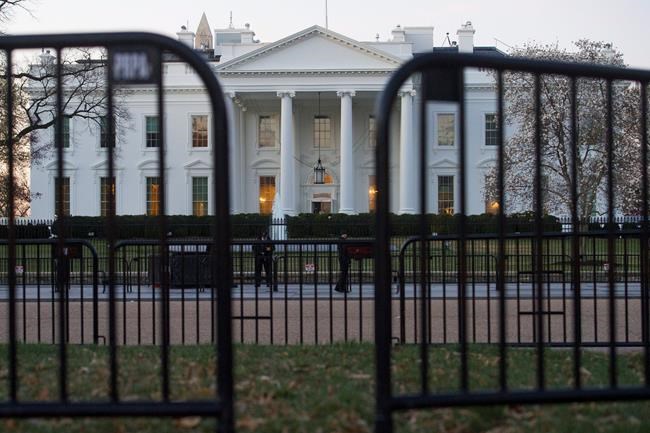 White House official cites problems in security clearances | iNFOnews.ca CP1130023915