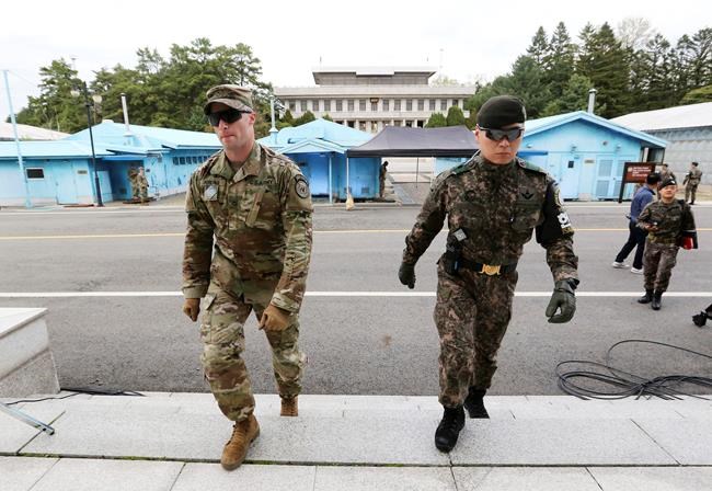 Seoul agrees to pay more for hosting American troops in 2021 | iNFOnews.ca CP310527583