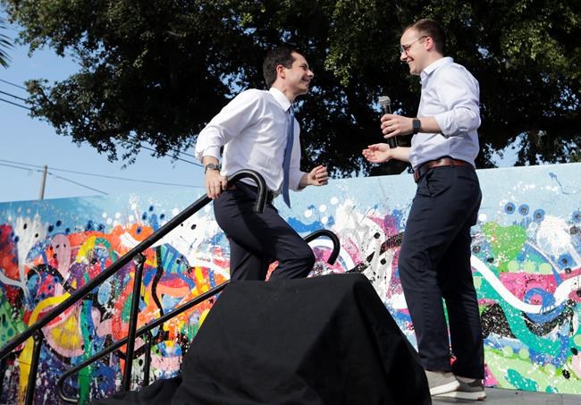Buttigieg's high college debt draws attention to the issue | iNFOnews.ca
