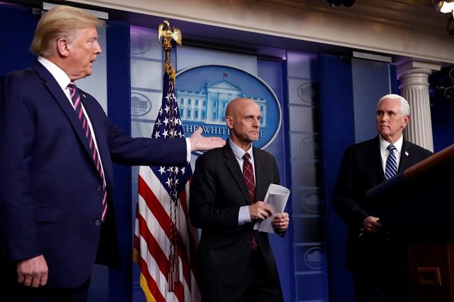 White House threatens FDA chief's job over vaccine approval | iNFOnews.ca