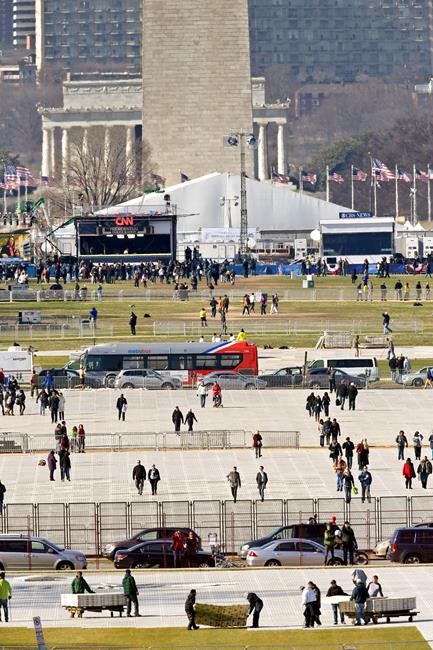 FACT CHECK: Trump overstates crowd size at inaugural | iNFOnews.ca FACT CHECK: Trump overstates crowd size at inaugural | iNFOnews.ca