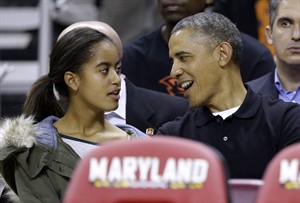 Obama practically weepy over daughter Malia leaving White House in 2 years to attend college | iNFOnews.ca CP29289851