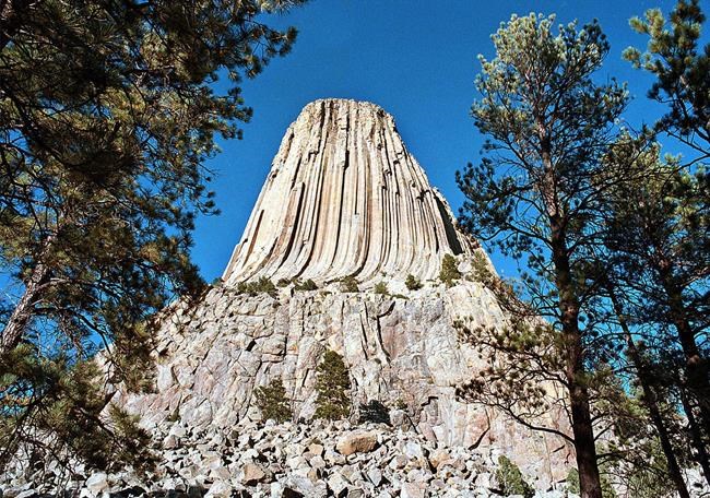 Debate simmers over name of Devils Tower monument in Wyoming | iNFOnews.ca