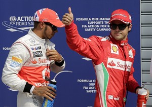 McLaren driver Lewis Hamilton wins Italian GP; Ferrari's Fernando Alonso extends F1 lead | iNFOnews.ca CP20056375
