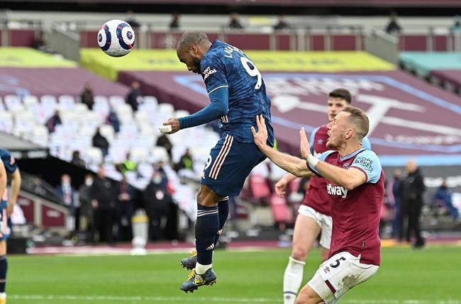 FA Cup: Leicester ousts Man United; Chelsea reaches semis | iNFOnews.ca
