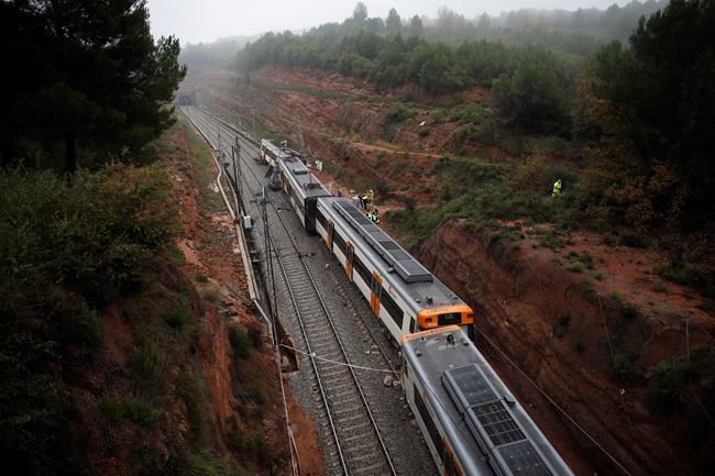 Landslide derails commuter train near Barcelona, killing 1 | iNFOnews.ca Landslide derails commuter train near Barcelona, killing 1 | iNFOnews.ca