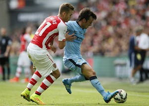 Spain playmaker David Silva signs new 5-year deal at Man City, to remain at club until 2019 | iNFOnews.ca CP29468600
