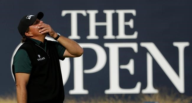 The Latest: Mickelson lamenting missed chance at history | iNFOnews.ca