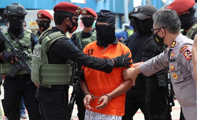 Indonesian police move top terror suspect for investigation | iNFOnews.ca Indonesian police move top terror suspect for investigation | iNFOnews.ca