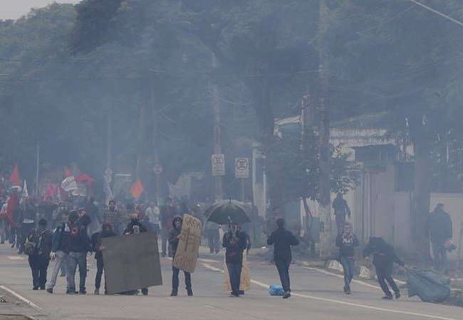 Strike halts much of Brazil to protest labour, pension laws | iNFOnews.ca