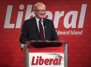 Wade MacLauchlan on brink of becoming P.E.I. premier as he takes Liberal reins | iNFOnews.ca CP31989709