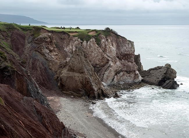Already smitten with Canada's Cabot Links, golf world falls for Cabot Cliffs | iNFOnews.ca