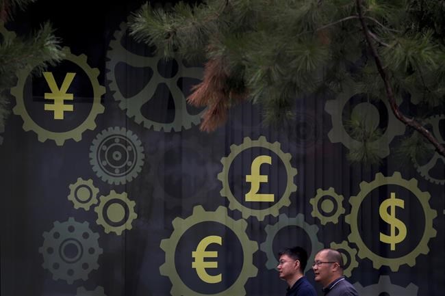 China tightens controls to slow currency's fall | iNFOnews.ca