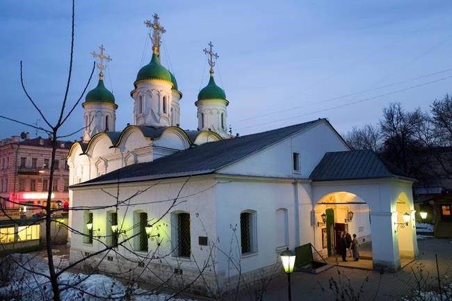 Lamborghinis and icons: New and old mix for Moscow visitor | iNFOnews.ca