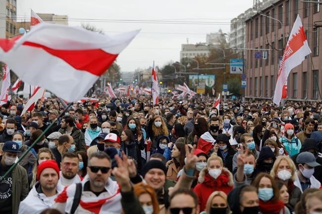 Strikers in Belarus press for authoritarian leader's ouster | iNFOnews.ca Strikers in Belarus press for authoritarian leader's ouster | iNFOnews.ca