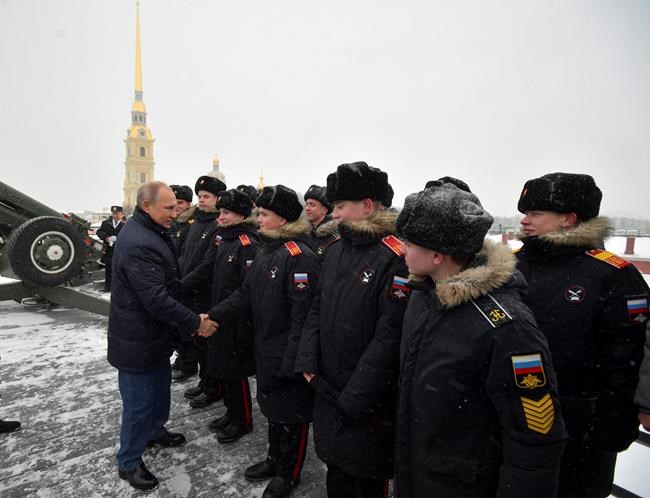 Putin gets to fire cannon at Russian Christmas | iNFOnews.ca