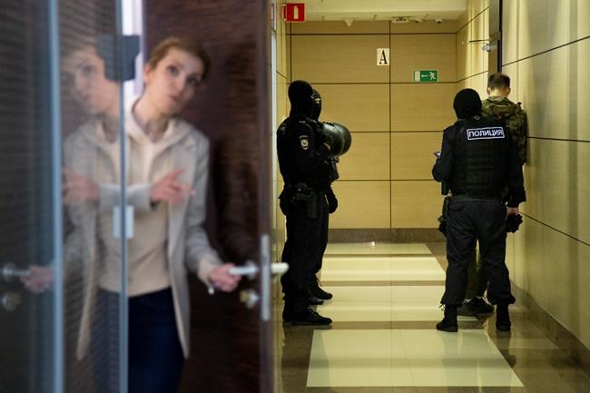 Russian police raid opposition leader Navalny's office, home | iNFOnews.ca