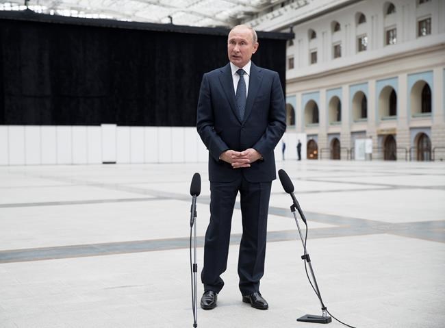 Putin says Russian military not building long-term in Syria | iNFOnews.ca