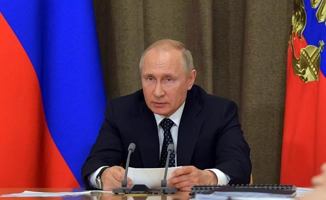 Putin hails new Russian laser weapons | iNFOnews.ca