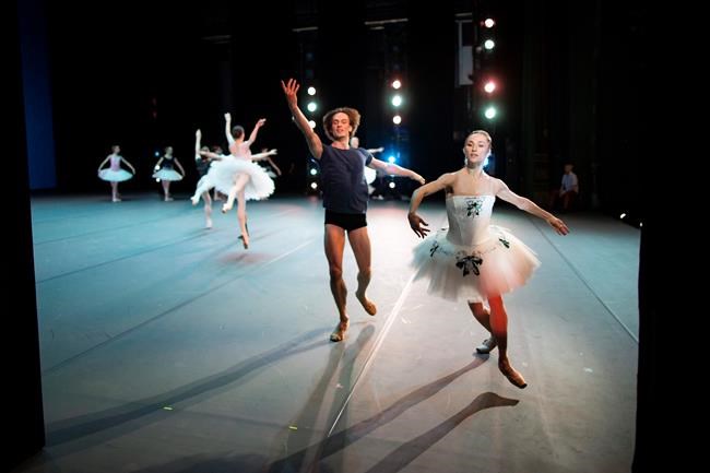 AP gets rare peek behind curtain at famed Bolshoi Ballet | iNFOnews.ca