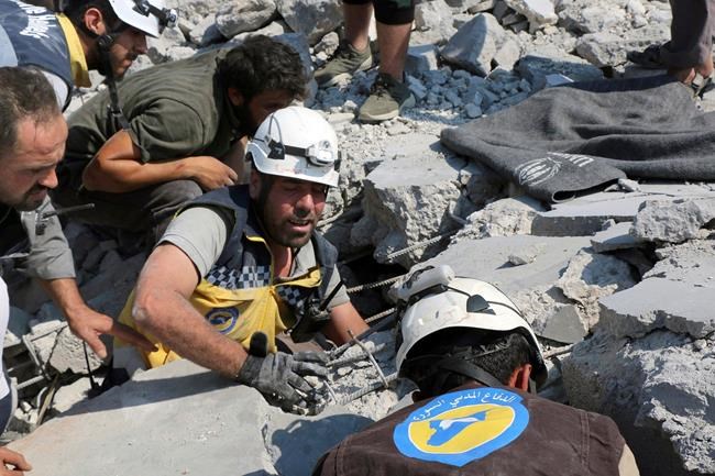 Airstrikes on Syrian rebel stronghold kill family of 7 | iNFOnews.ca Airstrikes on Syrian rebel stronghold kill family of 7 | iNFOnews.ca