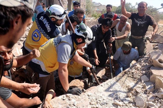 Activists say 10 killed in bombing of Syria rebel stronghold | iNFOnews.ca Activists say 10 killed in bombing of Syria rebel stronghold | iNFOnews.ca