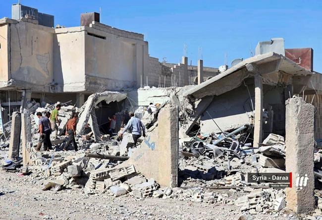 Airstrikes pound southern Syria, causing thousands to flee | iNFOnews.ca Airstrikes pound southern Syria, causing thousands to flee | iNFOnews.ca