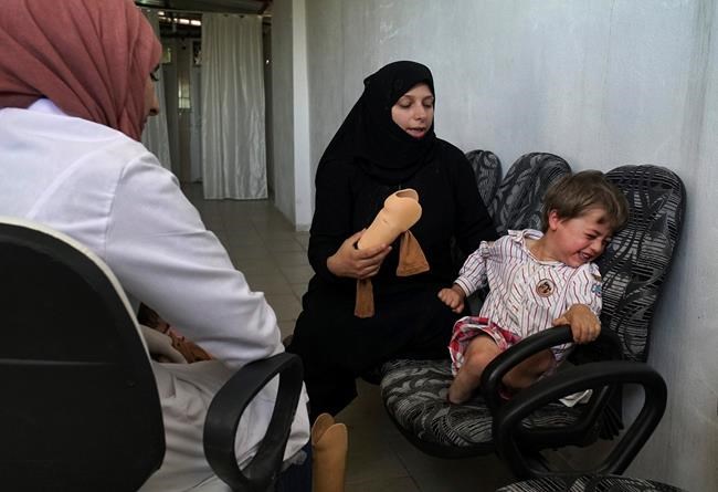 Artificial limbs offer Syrians new chances at life | iNFOnews.ca