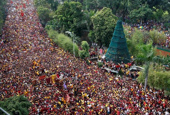 Huge Catholic procession held under heavy security in Manila | iNFOnews.ca