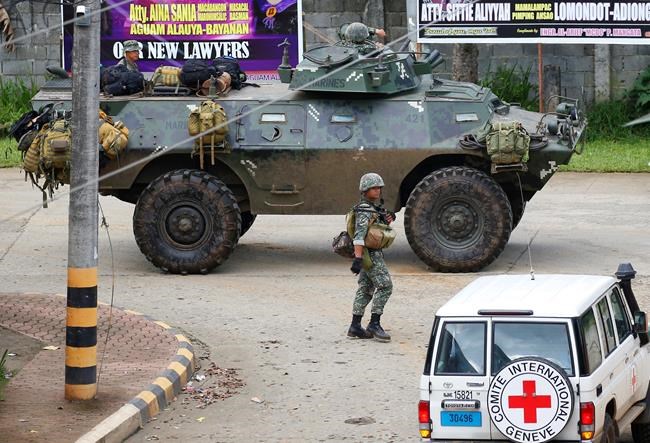 Philippines pounds militants as civilians found shot dead | iNFOnews.ca