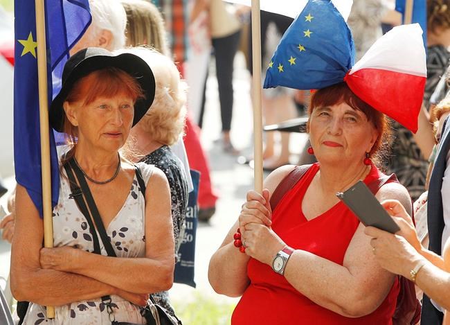 Open conflict triggers concern Poland might leave EU next | iNFOnews.ca CP1994342884