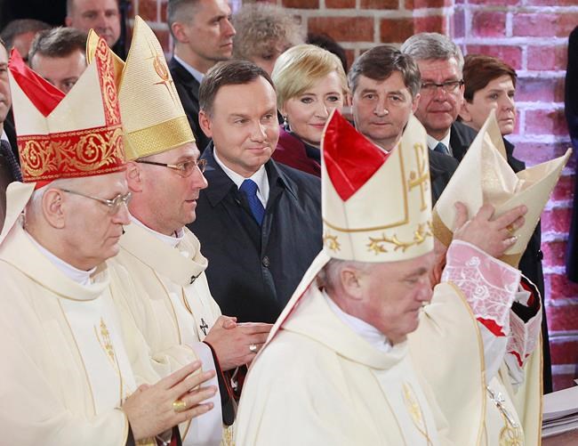 Catholic leaders trying to correct sins of Poland's leaders | iNFOnews.ca