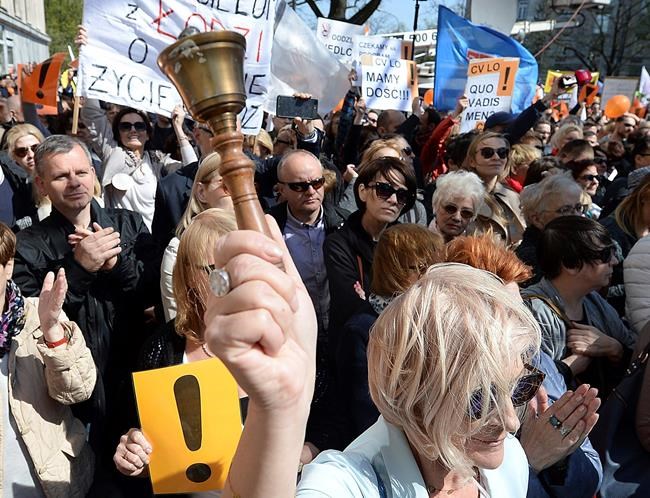 Polish teachers' strike shines light on country's divisions | iNFOnews.ca