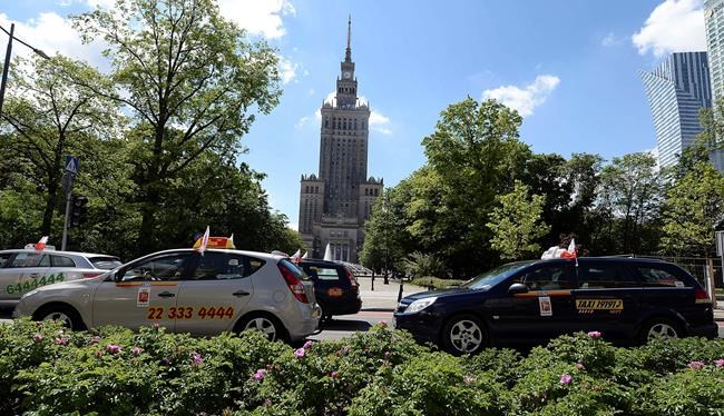 Polish taxi drivers protest growth of unlicensed drivers | iNFOnews.ca
