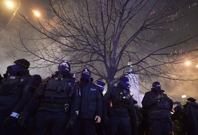 Poles hold more protests over abortion; activist released | iNFOnews.ca