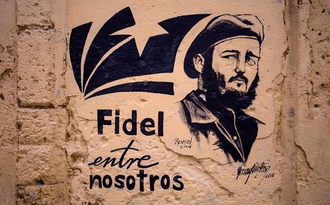 Castro shunned statues, monuments but still became icon | iNFOnews.ca CP1130816168