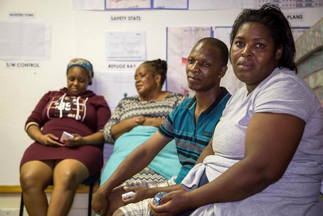 Trapped miners in South Africa evacuated after power outage | iNFOnews.ca