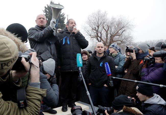 Over 2,000 people rally against Russian cathedral handover | iNFOnews.ca Over 2,000 people rally against Russian cathedral handover | iNFOnews.ca