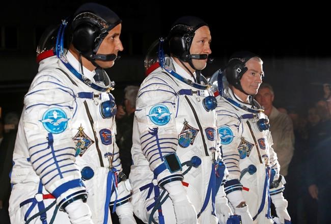 2 Americans, Russian dock with International Space Station | iNFOnews.ca